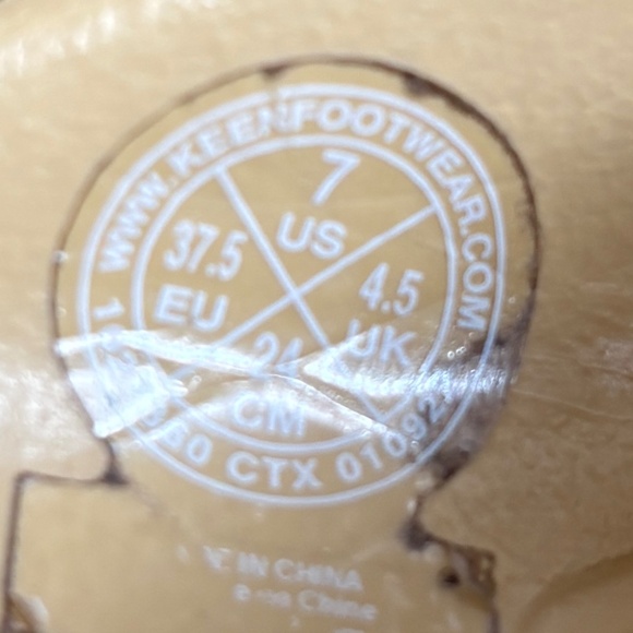 Keen Yogui Arts Slip On Clog Shoes Cafe Latte Paisley Size 7 - Picture 8 of 9